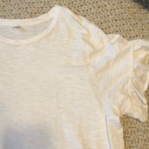 Ruffled sleeve tee